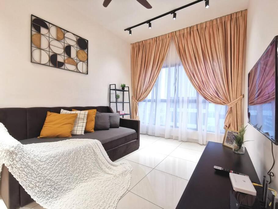 4 Traders Garden 1 Bedroom Pool View Netflix Wifi Cheras Exteriér fotografie