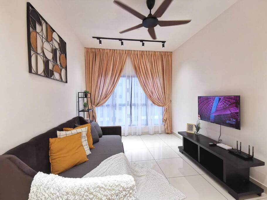 4 Traders Garden 1 Bedroom Pool View Netflix Wifi Cheras Exteriér fotografie