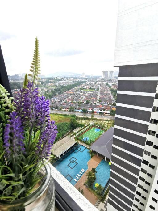 4 Traders Garden 1 Bedroom Pool View Netflix Wifi Cheras Exteriér fotografie